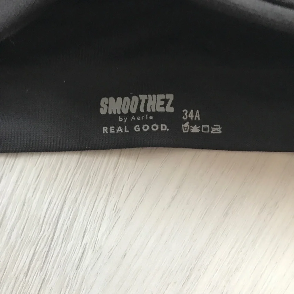 AERIE BLACK UNDERWIRE BRA WOMENS 34A